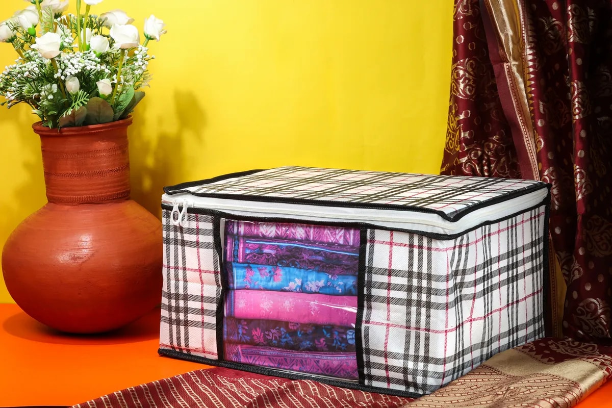 Premium Check Print Clothes Storage Bag View 2